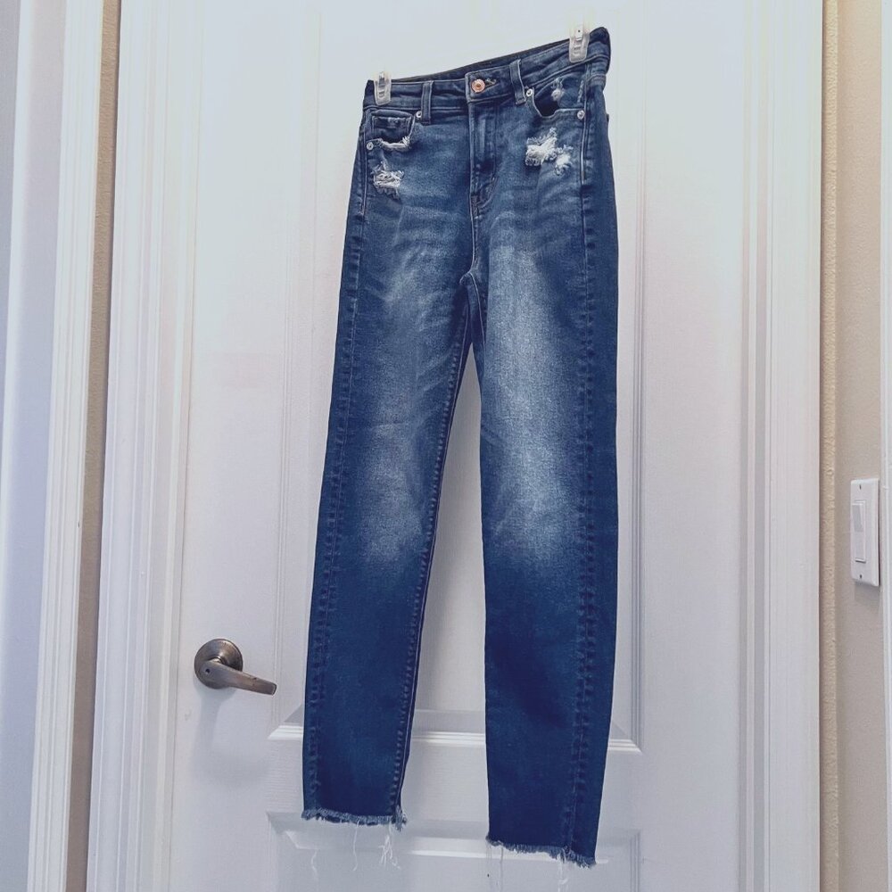 American Eagle Mom Jean-Stretch-Distressed-Skinny/Ankle Denim-Size 00-Blue/White